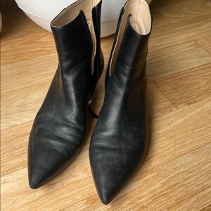 Everlane Editor Black Leather Ankle Boots size 7.5